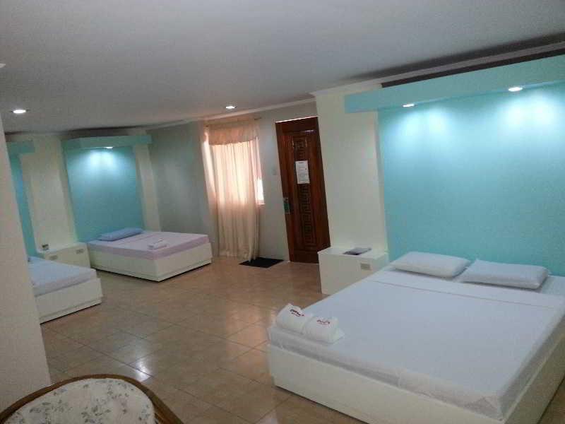 Queen\'S Beach Resort Manoc-Manoc 외부 사진